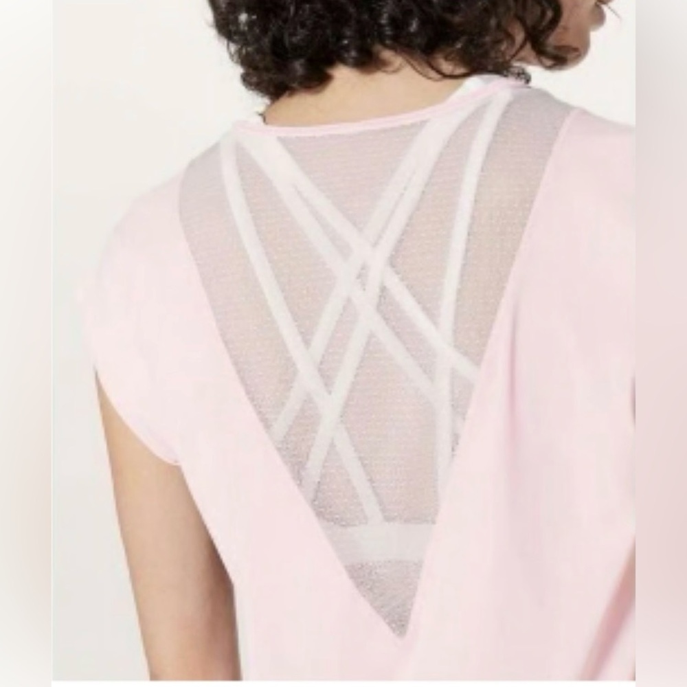 Lululemon For The Run Short Sleeve
Petals - Picture 4 of 8